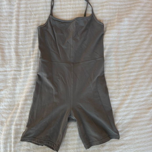 Aritzia LIFE Divinity 5" Romper - Picture 1 of 4
